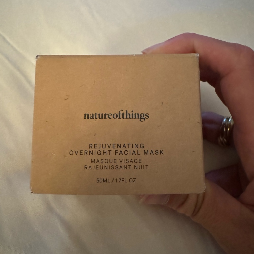 Nature of things face mask